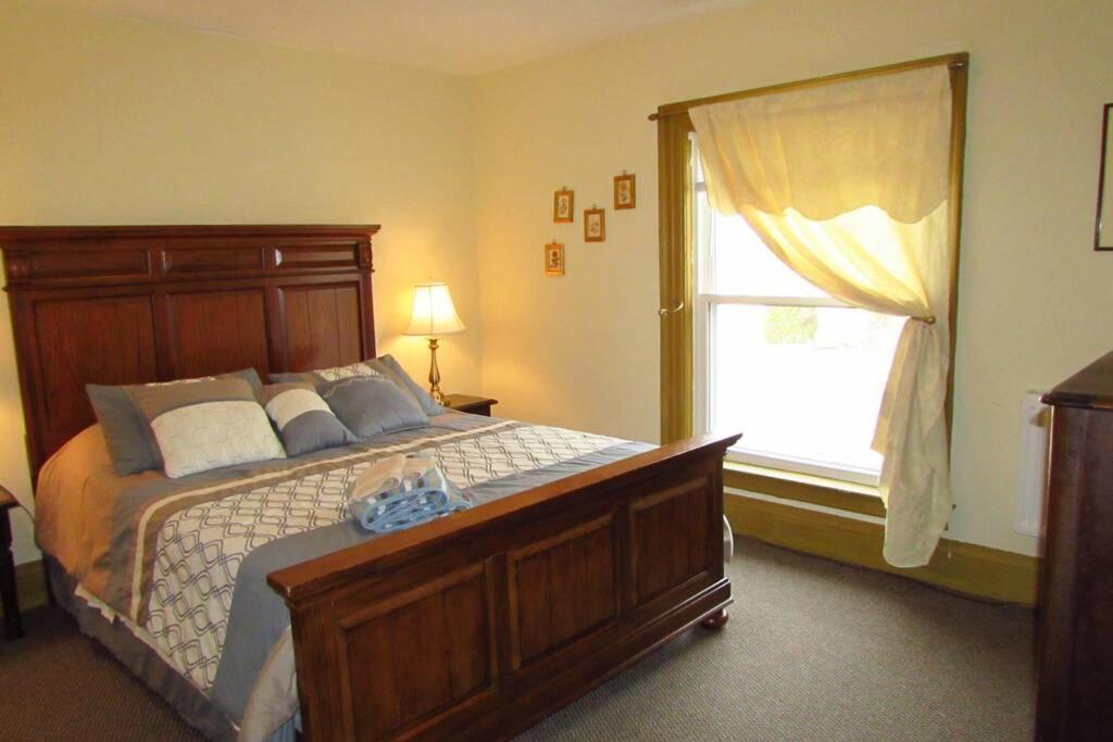 Great Gorge Guesthouse - Walk To The Falls, The Casino And All Downtown Restaurants - Across From The Aquarium Niagara Şelalesi Dış mekan fotoğraf